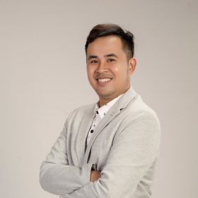 Robert Lê
